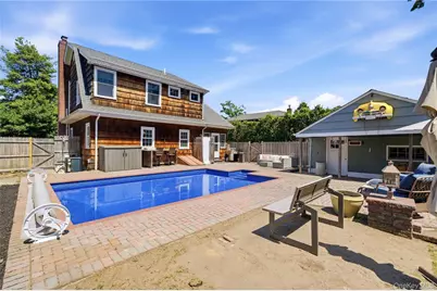 28 Hemlock Lane, Bay Shore, NY 11706 - Photo 31