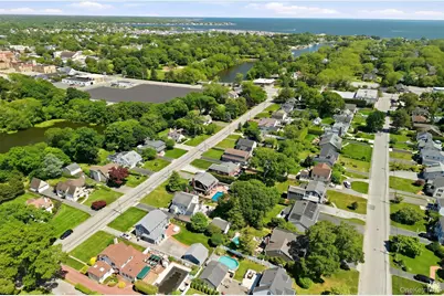 28 Hemlock Lane, Bay Shore, NY 11706 - Photo 39