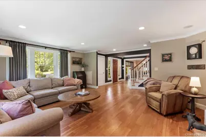 5 Fox Hunt Court, Cold Spring Harbor, NY 11724 - Photo 5