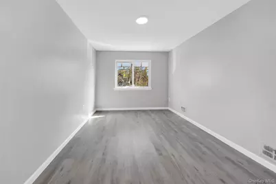 437 Torry Avenue, Bronx, NY 10473 - Photo 21