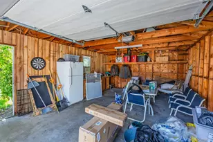 68 Crescent Ln, Levittown, NY 11756 - Photo 43