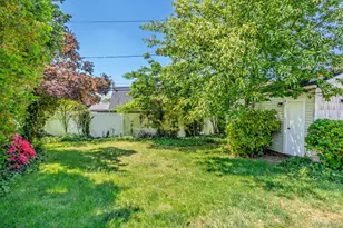 68 Crescent Ln, Levittown, NY 11756 - Photo 37