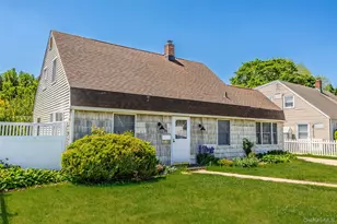 68 Crescent Ln, Levittown, NY 11756 - Photo 47