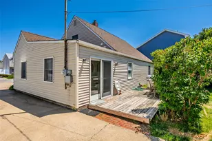 68 Crescent Ln, Levittown, NY 11756 - Photo 41