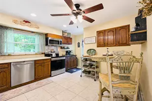 9 Holly St, Centereach, NY 11720 - Photo 17