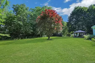 2798 Holly Dr, Yorktown Heights, NY 10598 - Photo 27