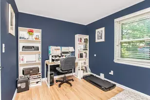 36 Balmoral Cres, White Plains, NY 10607 - Photo 13
