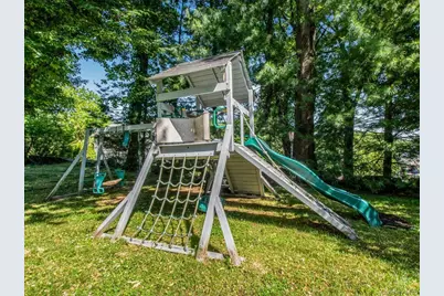 36 Balmoral Crescent, White Plains, NY 10607 - Photo 29
