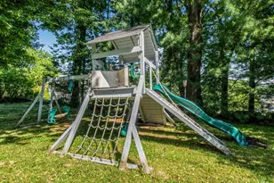 36 Balmoral Cres, White Plains, NY 10607 - Photo 29