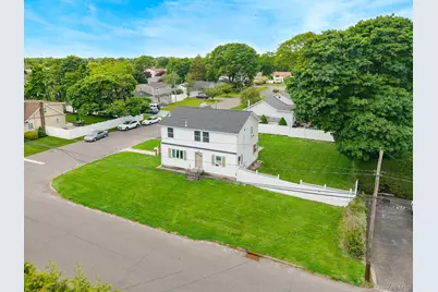 72 Peckham Avenue, Islip, NY 11751 - Photo 27