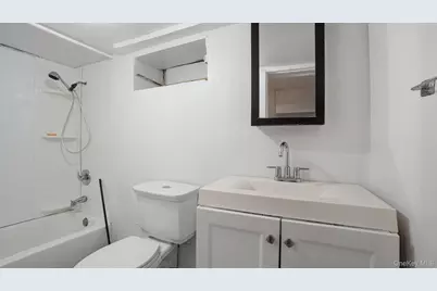 2657 Briggs Avenue, Bronx, NY 10458 - Photo 33