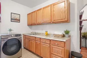 2657 Briggs Ave, Bronx, NY 10458 - Photo 11