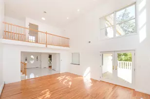 6 S Post Ln, Airmont, NY 10952 - Photo 11