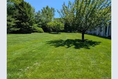 27 Morley Circle, Melville, NY 11747 - Photo 11