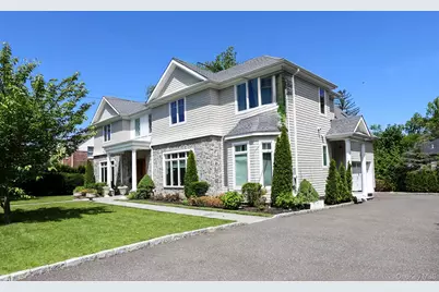 9 Tuddington Road, Great Neck, NY 11023 - Photo 33