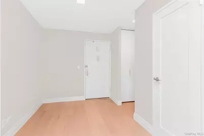 3333 Henry Hudson Parkway #20C, Bronx, NY 10463 - Photo 5