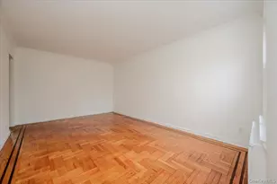 1103 Rhinelander Ave, Bronx, NY 10461 - Photo 7