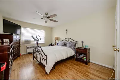 1103 Rhinelander Avenue, Bronx, NY 10461 - Photo 25