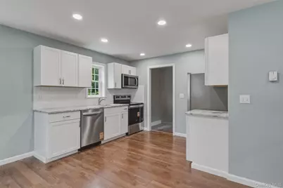 47 Lake Drive, Wyandanch, NY 11798 - Photo 5