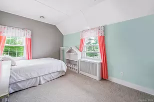 53 Jefferson St, Garden City, NY 11530 - Photo 27