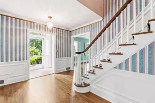 61 Mason Dr, Manhasset, NY 11030 - Photo 7
