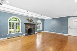 61 Mason Dr, Manhasset, NY 11030 - Photo 19