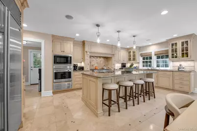 74 Litchfield Road, Port Washington, NY 11050 - Photo 13