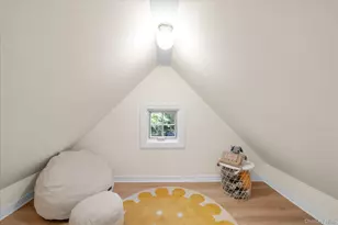 74 Litchfield Rd, Port Washington, NY 11050 - Photo 25