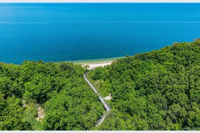 2204 Cedar Path, Riverhead, NY 11901 - Photo 43