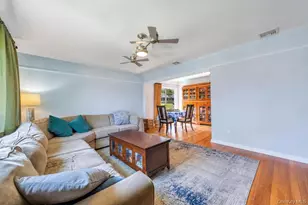 16 E Grove St, Massapequa, NY 11758 - Photo 7