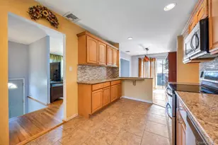 16 E Grove St, Massapequa, NY 11758 - Photo 9