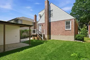 154 Cypress St, Floral Park, NY 11001 - Photo 35