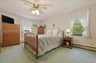 154 Cypress St, Floral Park, NY 11001 - Photo 25
