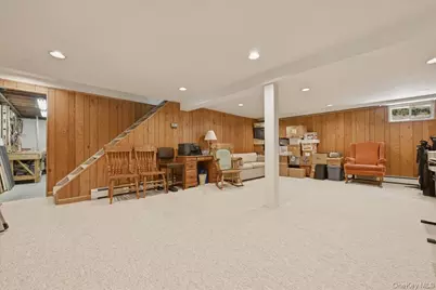 154 Cypress Street, Floral Park, NY 11001 - Photo 29