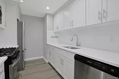 1270 North Avenue #1h, New Rochelle, NY 10804 - Photo 3