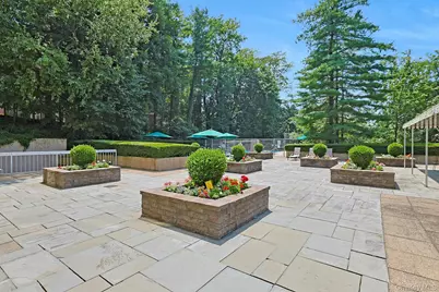 1270 North Avenue #1h, New Rochelle, NY 10804 - Photo 17