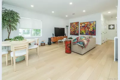 87 Pond View Drive, Port Washington, NY 11050 - Photo 5