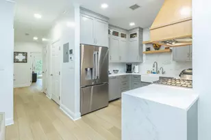 87 Pond View Dr, Port Washington, NY 11050 - Photo 13