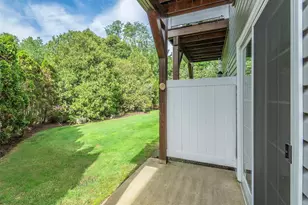 87 Pond View Dr, Port Washington, NY 11050 - Photo 25