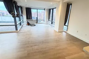 136-19 Franklin Ave, Flushing, NY 11355 - Photo 9