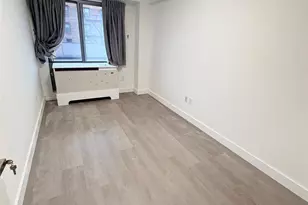 136-19 Franklin Ave, Flushing, NY 11355 - Photo 5
