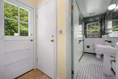 49 The Birches, Roslyn, NY 11576 - Photo 29