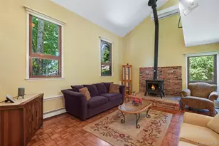 90 Timberlane Ct, Yorktown Heights, NY 10598 - Photo 9