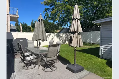 312 Beach 149th Street, Neponsit, NY 11694 - Photo 7