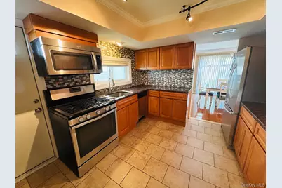 312 Beach 149th Street, Neponsit, NY 11694 - Photo 3