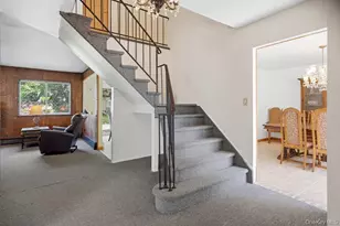 110 Tarpon Ave, Medford, NY 11763 - Photo 5