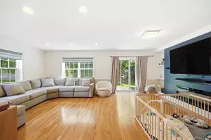 114 Crystal Hill Dr, Pomona, NY 10970 - Photo 5
