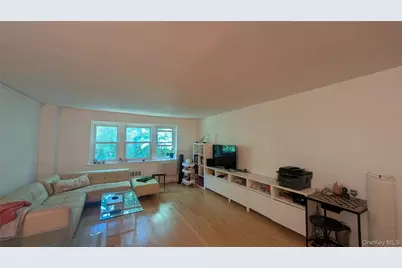 30 Pearsall Avenue N #3P, Glen Cove, NY 11542 - Photo 7