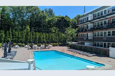 30 Pearsall Avenue N #3P, Glen Cove, NY 11542 - Photo 13