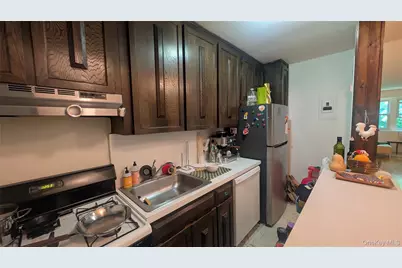 30 Pearsall Avenue N #3P, Glen Cove, NY 11542 - Photo 3
